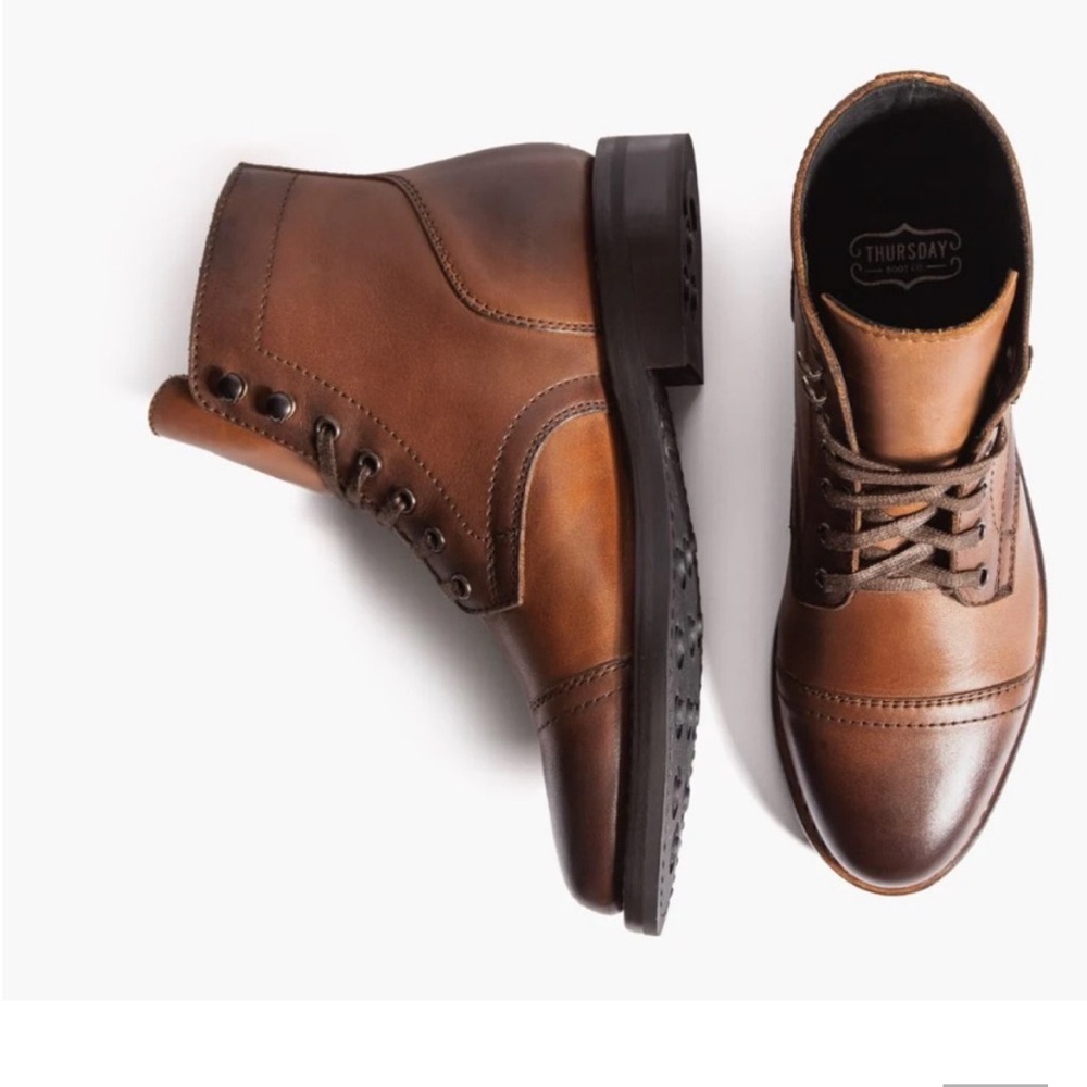 Women’s Thursday Boots - Captains Brown Leather Cap-Toe Boots in Brandy Size 9 😍